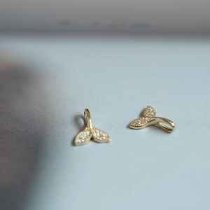 Pure 9K Mini Gold Pendant <b>Necklace</b> for Women Mermaid Tail Shape Customized Kj17 Charm Pendants GOLDtutu Casual/Sporty Gift - Product Image 4