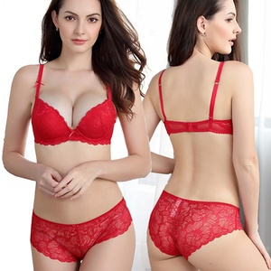 Delle donne Sexy Del Merletto Bra e Panty Set di Modo Profondo-V Spinge Verso L'alto la Biancheria Intima Insieme Del Reggiseno Delle Donne Della Biancheria del Vestito - Product Image 2