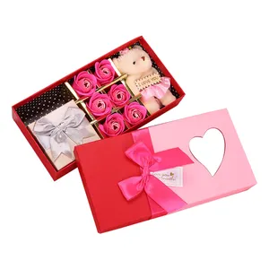 2023 Hot Selling Necklace Rose Sabonete Flor e Urso Gift Box Set para Perfeito Aniversário Alta Qualidade Carton Digital Printing Luyue