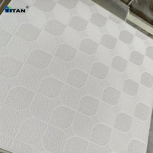 Panneaux Pvc 60x60 Plafond Planchas Para Techos PVC Vinilo Yeso Techo Placa De Yeso <span class=keywords><strong>60</strong></span>*<span class=keywords><strong>60</strong></span> Vinilico - Product Image 1