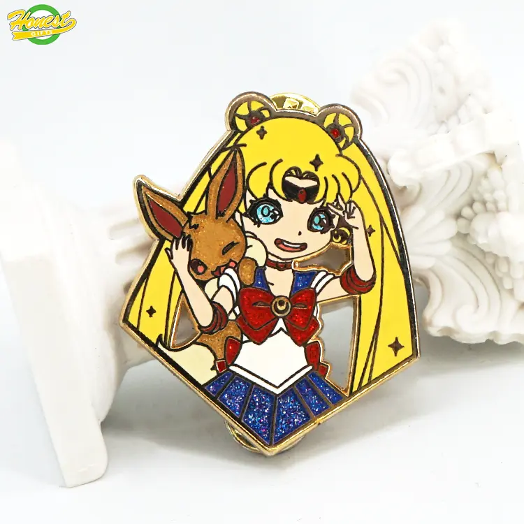 Alfileres personalizados de Anime para mascotas, insignias exquisitas de Sailor Pines metálicos Al Por Mayor con brillo