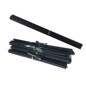 Bâtonnets diffuseurs d'aromathérapie écologiques en fibres noires de 3 mm et 20 cm - Product Image 1