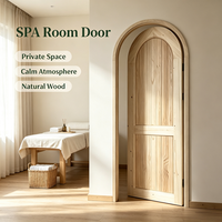 Porte intérieure cintrée en pin massif brut, grain de bois naturel, pour la décoration de fermes et de villas