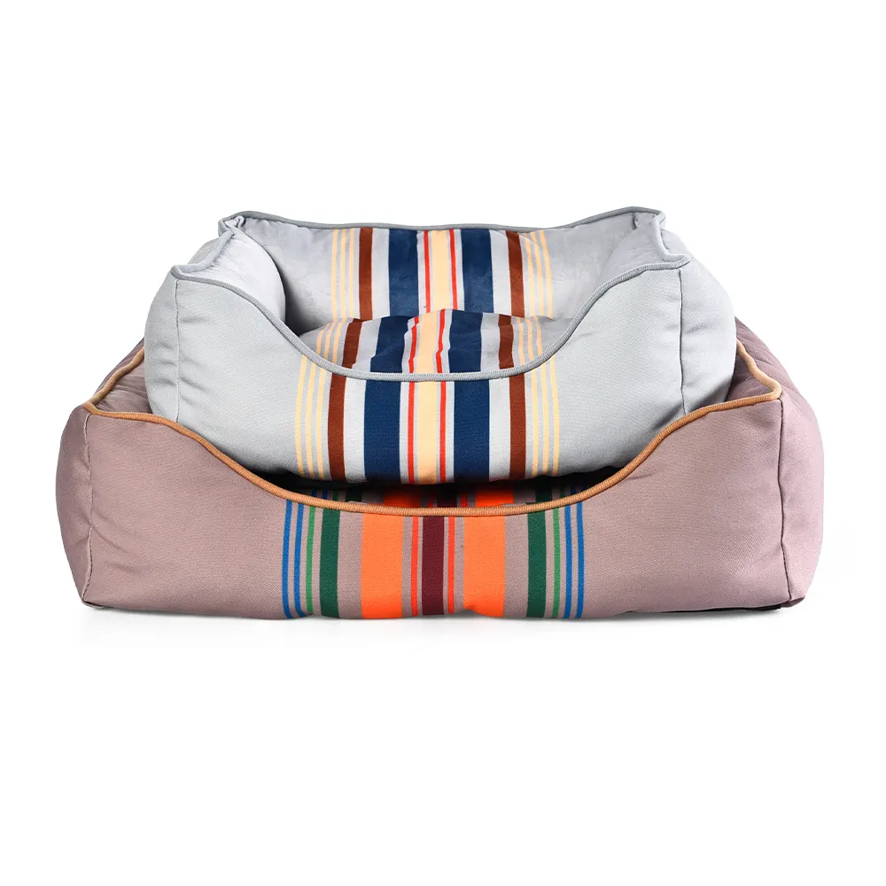 Nuovo Design Fashion Pet Bed 2023 New Trend Soft Cozy Multicolor Striped Dog Bed