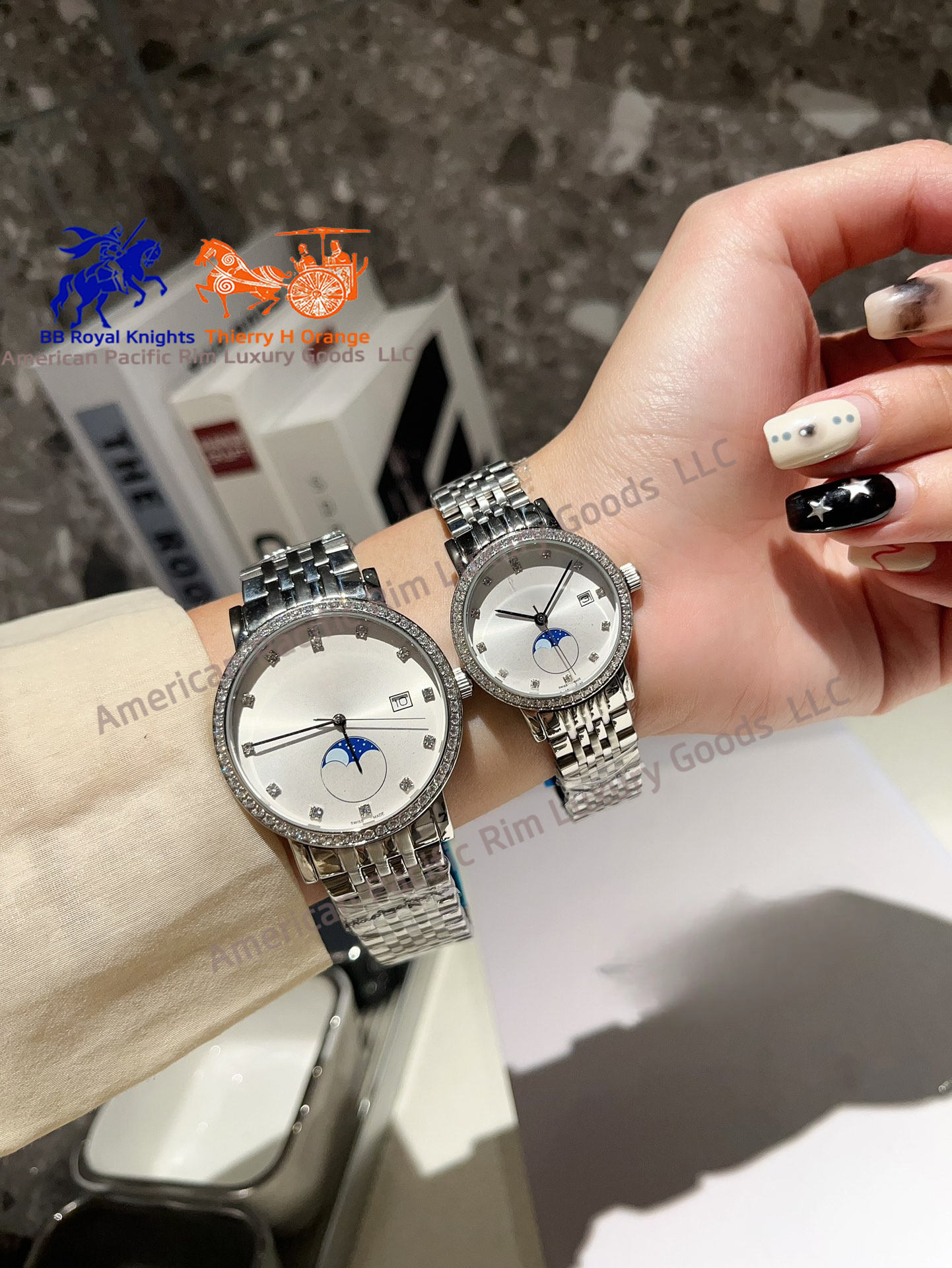 สีขาว (สาย, หน้าปัด, ขอบตัวเรือน เลือกได้)