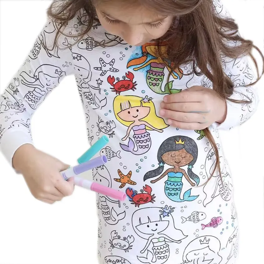 Vente en Gros de Pyjamas Ensembles de Vêtements pour Enfants Filles Garçons Vêtements Motif de Princesse pour 3-8 ans Pyjamas à Coloriage pour Enfants avec des Marqueurs