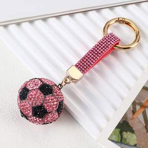 Nouveau Porte-clés de Football en Métal avec Strass, Pendentif Artisanal Tendance 2026, Accessoire Sportif, Petit Cadeau Jouet - Product Image 2