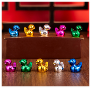 Adornos de Jardín de Hadas en Miniatura de Pato Navideño de Dibujos Animados, Chapados en Oro y Resina, Figuras de Animales Pequeños para Niños - Product Image 1