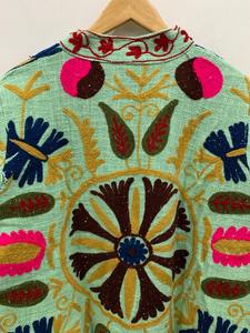 Veste en coton TNT Suzani brodée à la main Vestes d'hiver Vêtements pour femmes Vêtements ethniques bohèmes pour femmes - Product Image 3