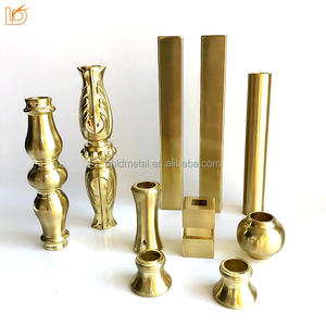 Collare per Ringhiera in Ferro Battuto con Finitura Ottone Spazzolato per Montanti Rotondi da 5/8'' per Scale in Ferro - Product Image 5