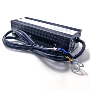 250W สมาร์ทแบตเตอรี่เครื่องชาร์จ 24 V/25.2 V/25.55 V 8a 9a 10a แบตเตอรี่สําหรับ 7 S 21 V 22.4 V รถสามล้อไฟฟ้า LiFePO4 แบตเตอรี่ - Product Image 3