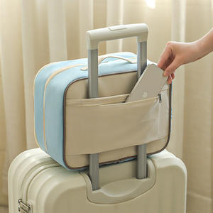 Sac à chaussures portable à double couche pour les voyages et les déplacements professionnels, organisateur de bagages anti-poussière et anti-humidité avec fermeture à glissière - Product Image 2