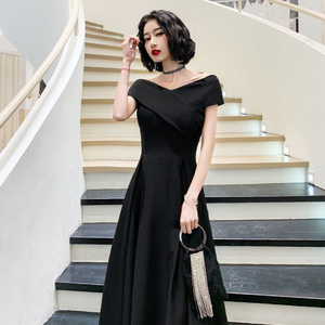 Off-Shoulder Black Evening Gown Long Skirt Empire Waist Elegant Women's Formal Dress for Wedding Banquet Hosting - Product Image 5