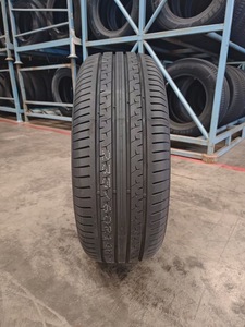 Neumáticos Radiales de Verano Usados para Automóviles de Pasajeros, Suministro Directo de Fábrica, Gama Completa de Tamaños 225/45R18 225 45 18 - Product Image 2