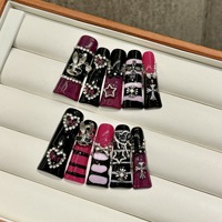 Ongles pressés faits à la main en forme de canard aux couleurs éblouissantes, 10 pièces, faux ongles pour les doigts, styles de design uniques