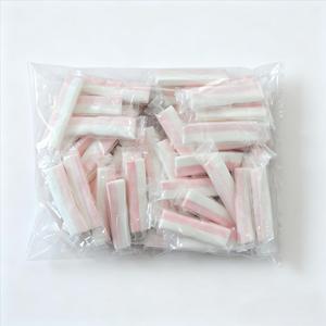 Caramelos Pastel Suaves y Masticables en Barra, en Bolsa a Granel, con Rayas Rosas y Blancas, Envueltos Individualmente, en Oferta - Product Image 1