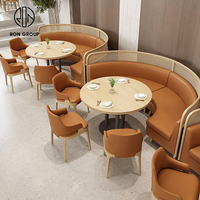 Ensemble de sièges modernes carrés en bois et cuir PU pour restaurant commercial, café, fast-food, avec canapé, banc, table et chaises