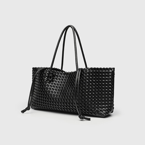 女性用ハンドバッグハンドバッグ女性用ハンドバッグPUレザービーチバッグデザイン女性用ショルダーバッグ - Product Image 4