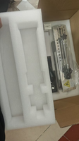 Machine de sexe automatique de masturbateur féminin de contrôle sans fil de 7KG avec 2 vibrateurs de gode simulant le contrôle vocal sexuel