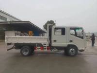 Approvisionnement d'usine en Chine Camion léger JAC à cabine simple et double cabine 4x2 Van Truck