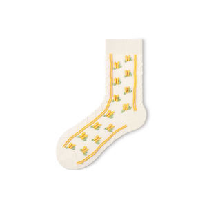 Chaussettes amusantes et tendance pour femmes – Styles cheville et mi-mollet confortables – Grande vente limitée - Product Image 3