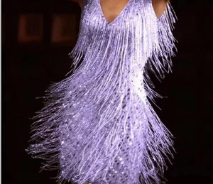 Robe de danse latine professionnelle col en V sans manches robe à paillettes dorées gland <span class=keywords><strong>Chacha</strong></span> samba samba Performance porter salle de bal pour les femmes - Product Image 3