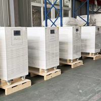 Régulateur de tension triphasé indépendant pour centre de données et instruments de précision 250 kVA