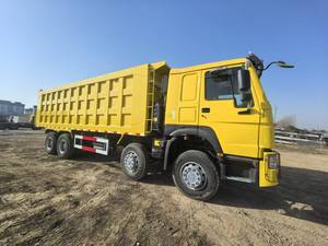 Camion benne d'occasion Howo Sinotruk Sitrak 8x4 à vendre, camion-benne diesel avec conduite à droite - Product Image 6