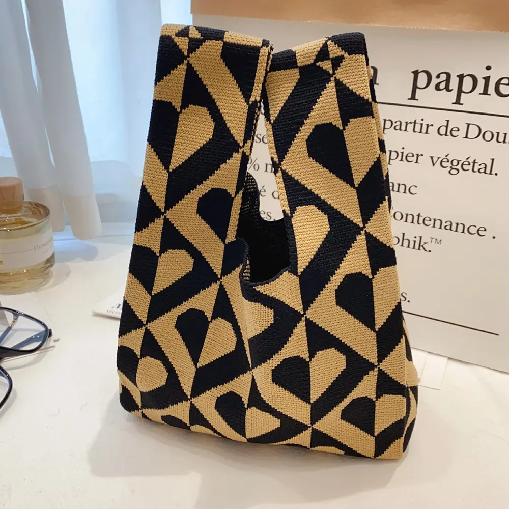 Jepang baru gadis rajutan berwarna tas untuk wanita bahu tas rajutan baru serbaguna personalisasi mode pola geometris tas