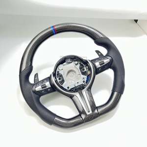 Volante Sportivo M in Pelle Perforata Nera con Inserti in Carbonio per <span class=keywords><strong>BMW</strong></span> F10 <span class=keywords><strong>F30</strong></span> F31 F32 <span class=keywords><strong>F20</strong></span> X6 X5 M3 M4 M5 - Product Image 2