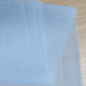 Tissu en nylon 100% Shaoxing <span class=keywords><strong>Yuyuan</strong></span> à faible élasticité, 39 GSM, ultra fin, léger, respirant et doux pour veste de protection solaire - Product Image 5