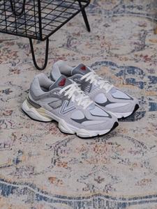 Chaussures de marche pour hommes et femmes, chaussures de sport de luxe personnalisées, chaussures de sport décontractées rétro antidérapantes - Product Image 2