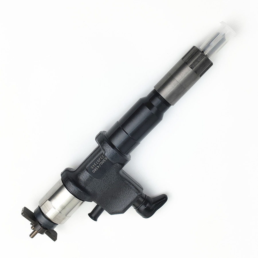 High Performance Diesel Injector 095000-6300 Common Rail Fuel Injetor 1-15300436-1 for ISUZU