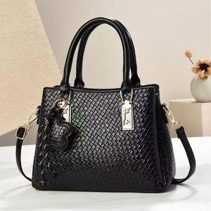 Bolsos de Mano Elegantes de PU para Mujer 2026, Bolsos Cruzados de Cuero Simples con Colgante - Product Image 6