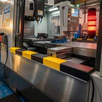 Protection de bord de sécurité pour équipement logistique automobile, interrupteur anti-collision pour robot, prévention de collision avec les bords pour robot de restauration