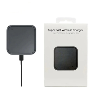 Cargador Inalámbrico Rápido de 15W EP-P2400, Base de <span class=keywords><strong>Carga</strong></span> Inalámbrica para Samsung Galaxy S22/S22 Ultra, para <span class=keywords><strong>Google</strong></span> <span class=keywords><strong>Pixel</strong></span> <span class=keywords><strong>7</strong></span> Pro, para iPhone 14 - Product Image 3