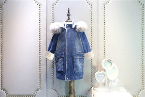 Giacche in Denim Lunghe Invernali per Bambine con Colletto in <span class=keywords><strong>Pelliccia</strong></span> Morbida, Impermeabili, Prezzo di Fabbrica per Vendita all'Ingrosso - Product Image 2