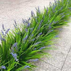 DaringFish 12 Confezioni di Fiori Artificiali in Plastica per Vasi, Resistenti ai Raggi UV, Decorazioni da Giardino per Esterni, Fioriere Sospese per Patio, Ideali per il Ringraziamento - Product Image 3