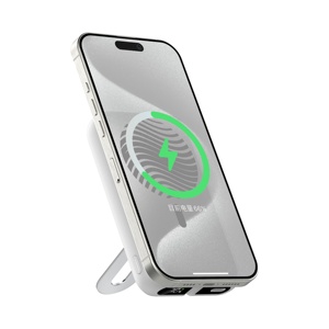 Power Bank Magnetico Wireless Ultra-Sottile da 10000mAh, Mini Stazione di Ricarica Portatile con Supporto - Product Image 3