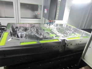 自動車工場ドアパネルプラスチック金型 - Product Image 6