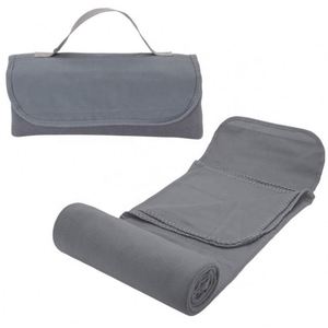 Manta Deportiva Personalizada de Tela de Forro Polar Suave con Correa de Transporte - Product Image 3