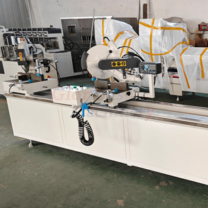 Scie <span class=keywords><strong>de</strong></span> précision CNC à double tête 45 degrés pour la découpe d'aluminium, PVC, profilés <span class=keywords><strong>de</strong></span> fenêtres et <span class=keywords><strong>de</strong></span> portes, et cadres - <span class=keywords><strong>Prix</strong></span> compétitif - Product Image 2