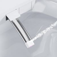 Toilette monobloc allongée de luxe pour salle de bain moderne au sol Couvre-siège de toilette intelligent avec cuvette et réservoir