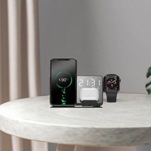 15W kablosuz şarj cihazı 4 in 1 Qi hızlı şarj standı İstasyonu kulaklık ayna çalar saat LED elektrik dijital telefon İzle şarj - Product Image 5