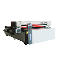 Machine de découpe laser CNC haute puissance KINDLELASER 1325 300w pour le découpe et la gravure de matériaux non métalliques, y compris le contreplaqué et les tubes.