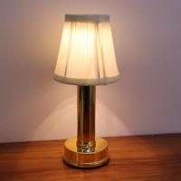 Lampe de table moderne à abat-jour en tissu, commande tactile LED, rechargeable sans fil, lampe de bureau en métal pour restaurant