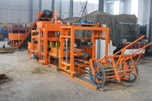 Machine de fabrication de blocs de béton hydraulique semi-automatique QT4-20/Prix de la machine de fabrication de briques <span class=keywords><strong>Tunisie</strong></span>/Machine de moulage de blocs Nigéria - Product Image 4