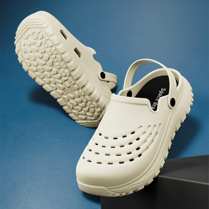 รองเท้าแตะสำหรับผู้ชาย ดีไซน์น้ำหนักเบา พื้นรองเท้าแบบยืดหยุ่น เหมาะสำหรับใส่ในเมืองและกิจกรรมกลางแจ้ง ใส่ได้ทุกวัน ไซส์ยุโรป 39-46 สวมใส่สบายแบบลำลอง - Product Image 4