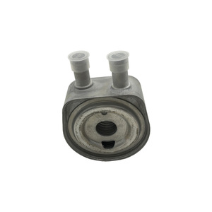Refroidisseur d'huile moteur Hyundai Kia 26410-2G100, pièce de rechange pour véhicules utilitaires lourds - Product Image 3