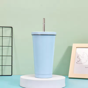 Vaso Térmico Personalizado de Doble Pared en Negro Mate, 750 ml, Acero Inoxidable, Aislado al Vacío, con Tapa y Pajita - Product Image 5
